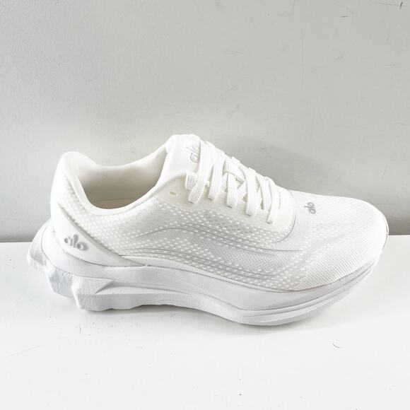 Alo Runner Lace Up Running Performance Shoes Sneakers White 7 - Picture 3 of 11